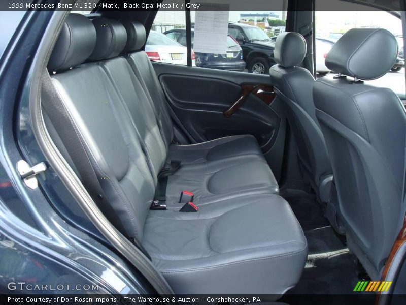 Black Opal Metallic / Grey 1999 Mercedes-Benz ML 320 4Matic