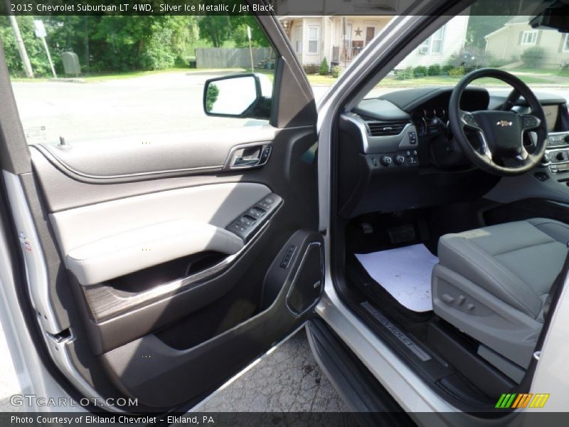 Silver Ice Metallic / Jet Black 2015 Chevrolet Suburban LT 4WD