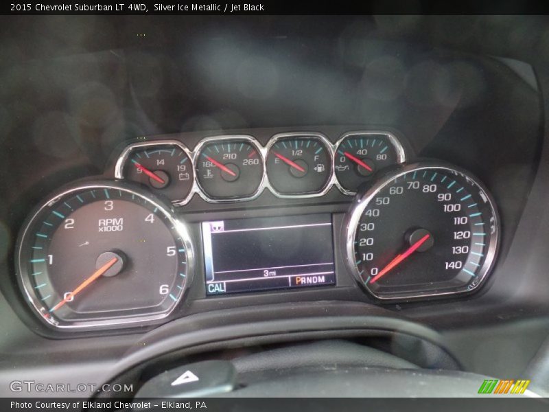 Silver Ice Metallic / Jet Black 2015 Chevrolet Suburban LT 4WD