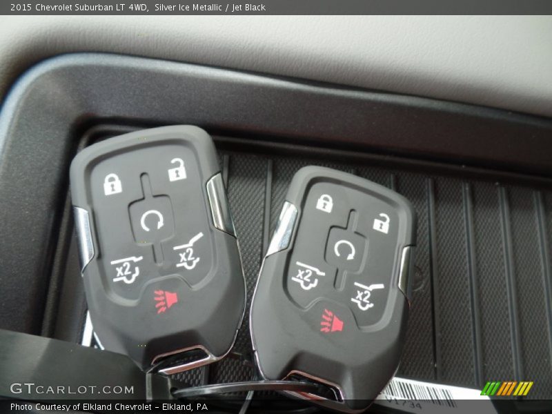 Silver Ice Metallic / Jet Black 2015 Chevrolet Suburban LT 4WD