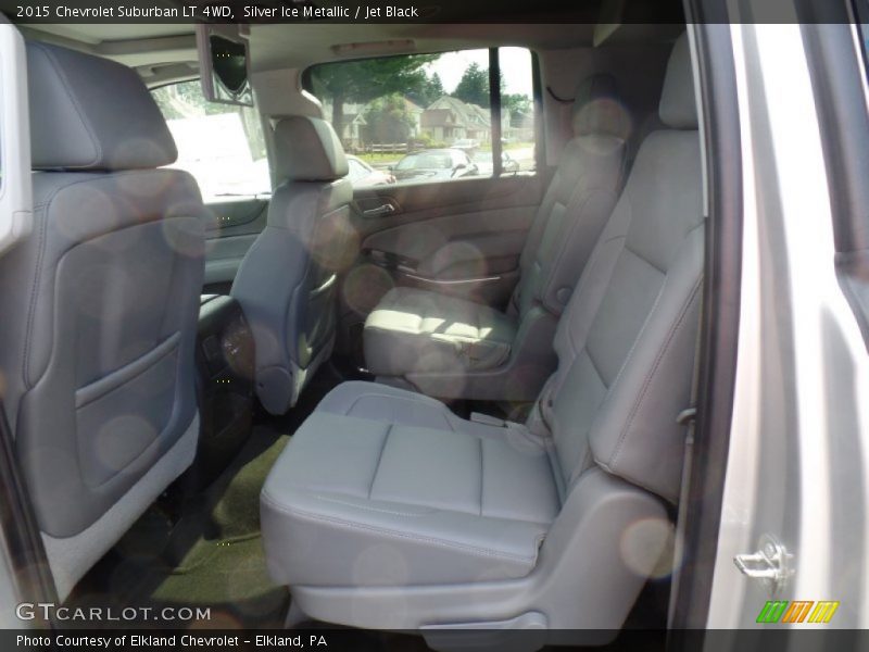 Silver Ice Metallic / Jet Black 2015 Chevrolet Suburban LT 4WD