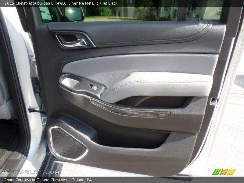 Silver Ice Metallic / Jet Black 2015 Chevrolet Suburban LT 4WD