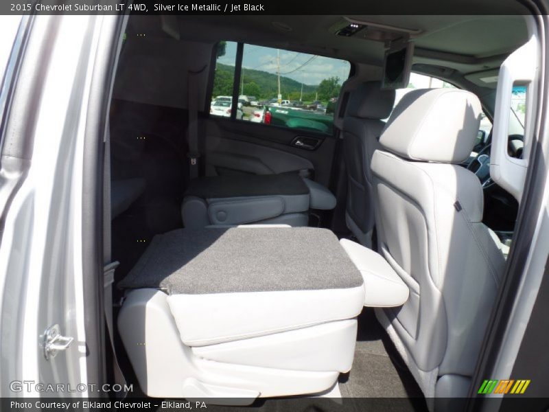 Silver Ice Metallic / Jet Black 2015 Chevrolet Suburban LT 4WD