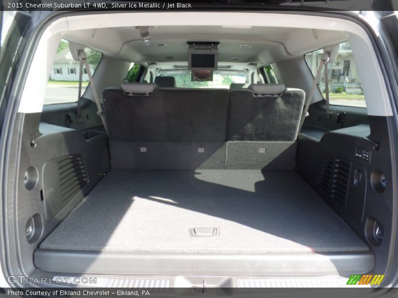 Silver Ice Metallic / Jet Black 2015 Chevrolet Suburban LT 4WD