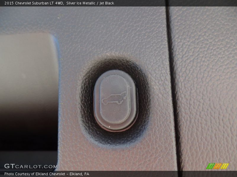 Silver Ice Metallic / Jet Black 2015 Chevrolet Suburban LT 4WD