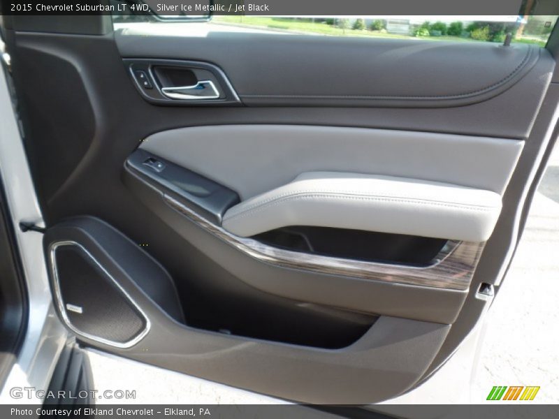 Silver Ice Metallic / Jet Black 2015 Chevrolet Suburban LT 4WD
