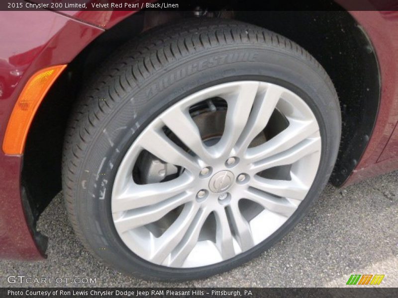 Velvet Red Pearl / Black/Linen 2015 Chrysler 200 Limited