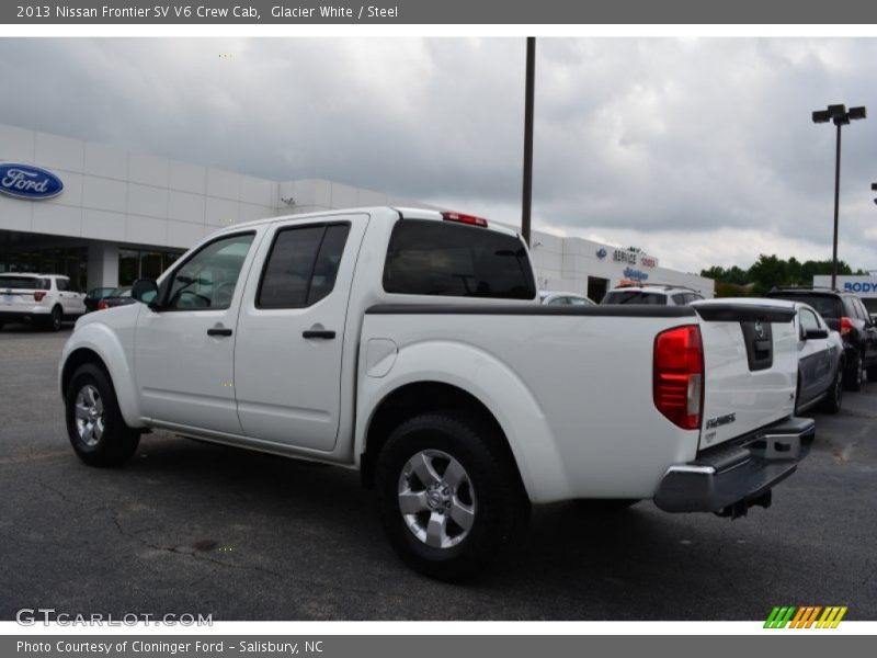 Glacier White / Steel 2013 Nissan Frontier SV V6 Crew Cab