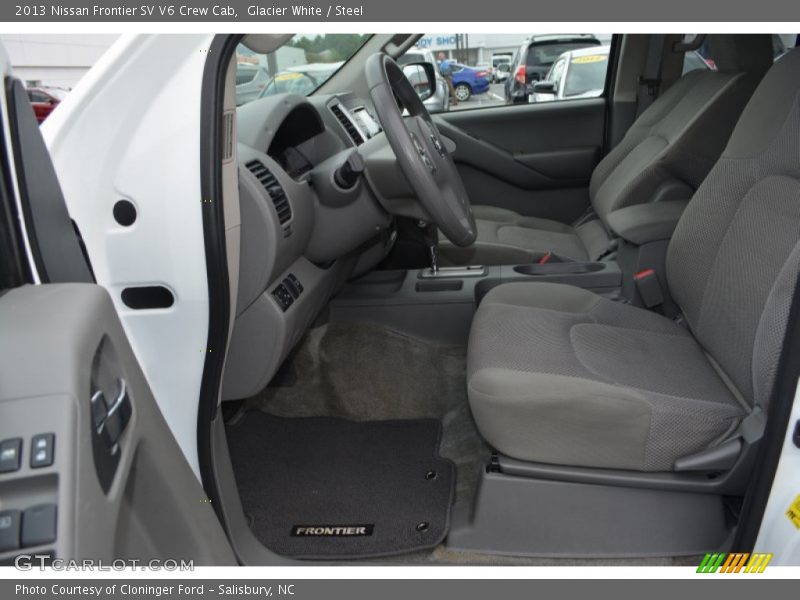 Glacier White / Steel 2013 Nissan Frontier SV V6 Crew Cab
