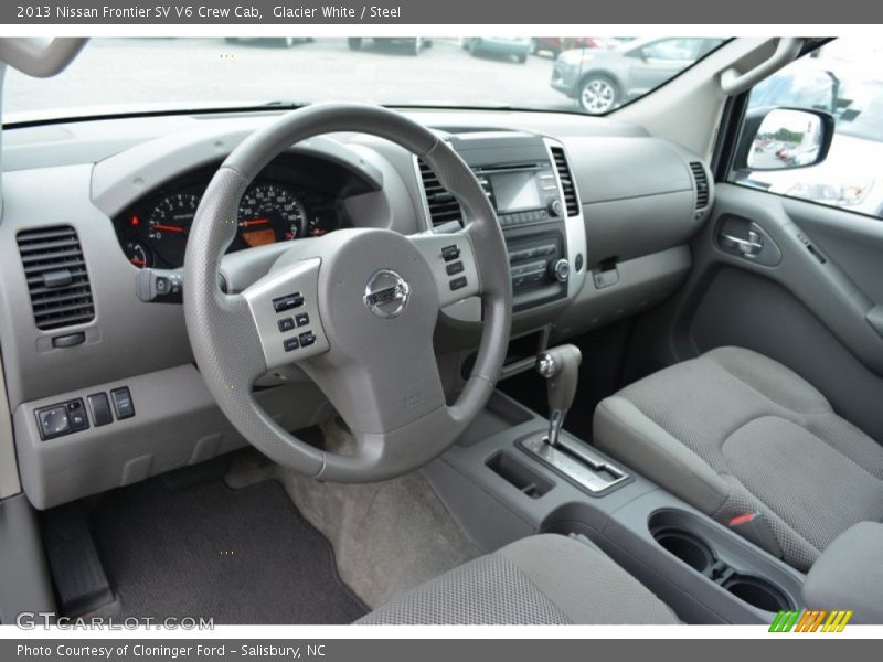 Glacier White / Steel 2013 Nissan Frontier SV V6 Crew Cab