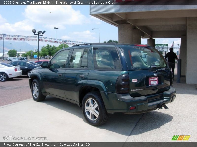 Emerald Jewel Green Metallic / Light Gray 2005 Chevrolet TrailBlazer LS 4x4