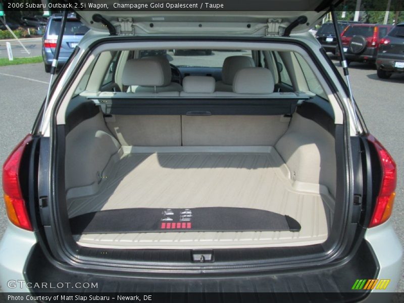 Champagne Gold Opalescent / Taupe 2006 Subaru Outback 2.5i Wagon