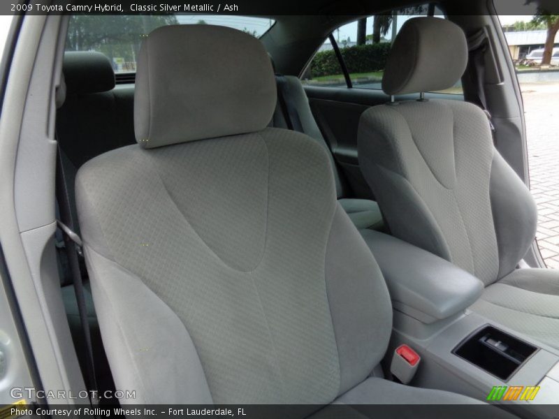 Classic Silver Metallic / Ash 2009 Toyota Camry Hybrid