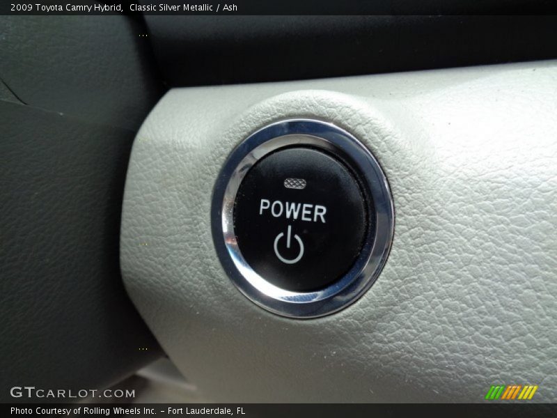 Classic Silver Metallic / Ash 2009 Toyota Camry Hybrid