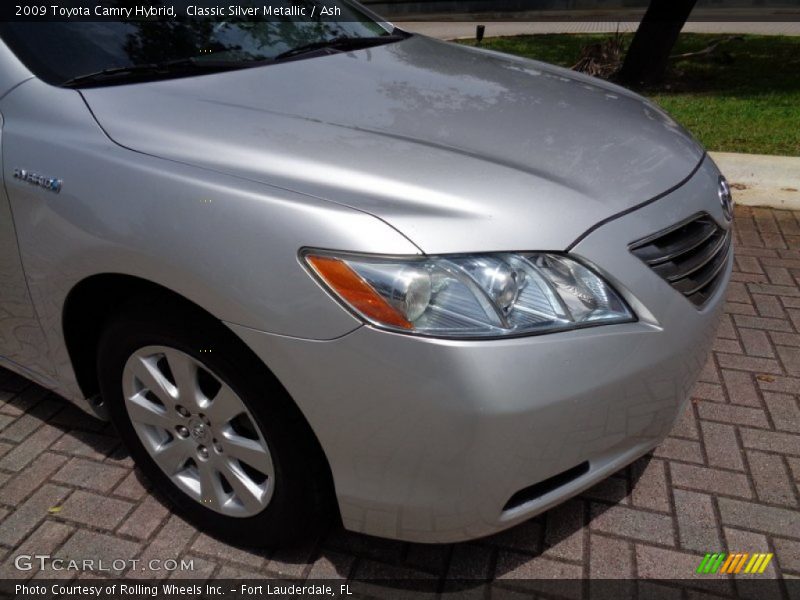 Classic Silver Metallic / Ash 2009 Toyota Camry Hybrid