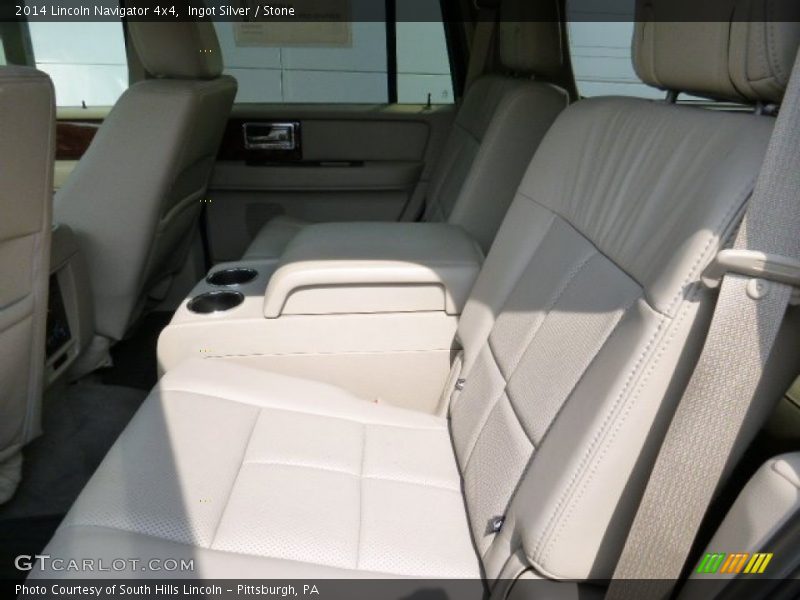 Ingot Silver / Stone 2014 Lincoln Navigator 4x4