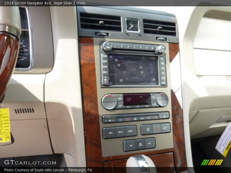 Ingot Silver / Stone 2014 Lincoln Navigator 4x4