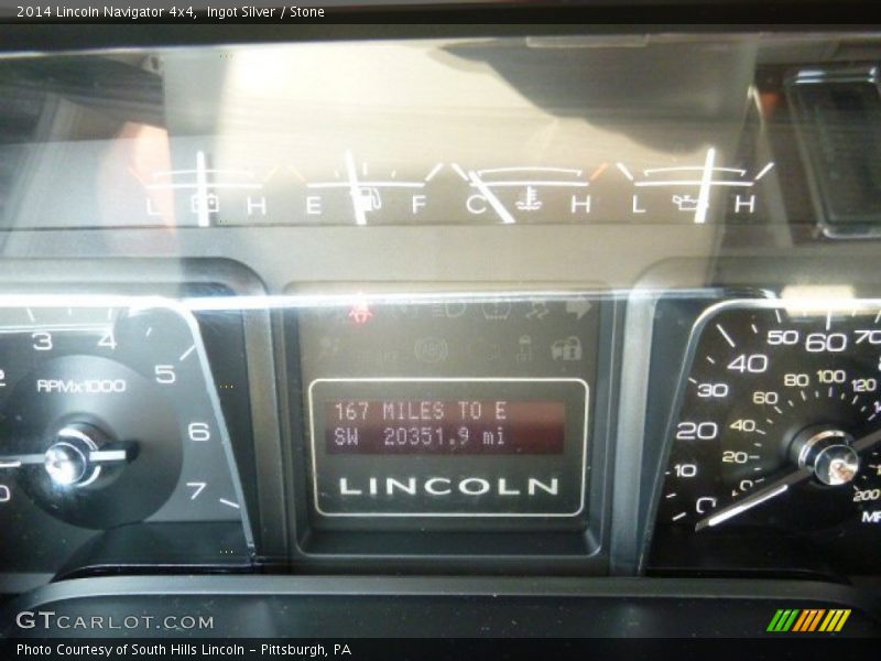 Ingot Silver / Stone 2014 Lincoln Navigator 4x4