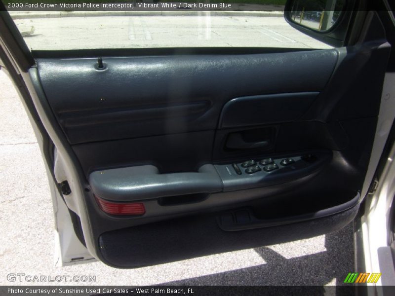Vibrant White / Dark Denim Blue 2000 Ford Crown Victoria Police Interceptor