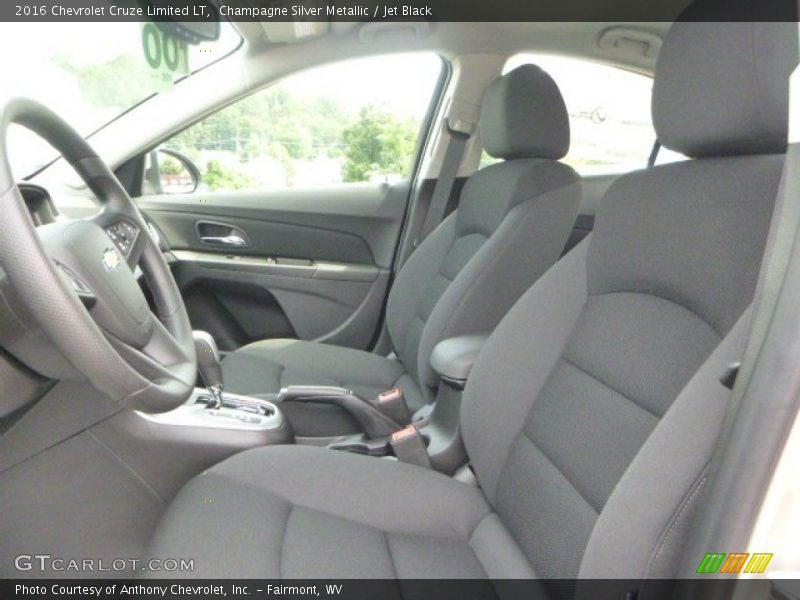 Champagne Silver Metallic / Jet Black 2016 Chevrolet Cruze Limited LT