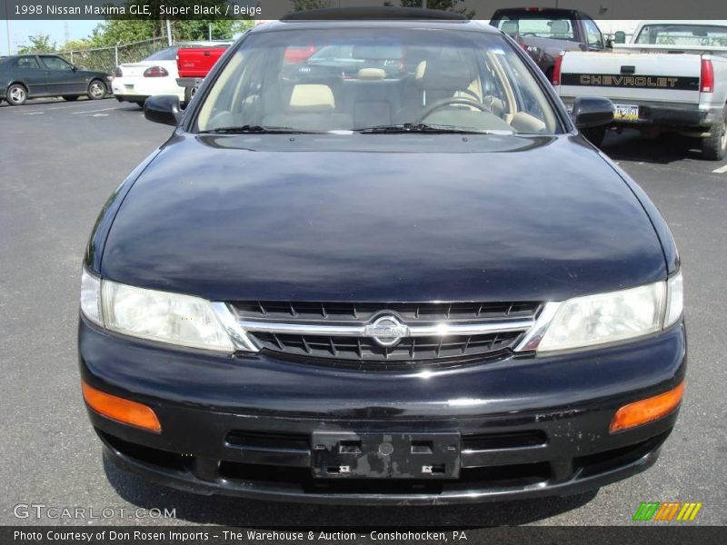 Super Black / Beige 1998 Nissan Maxima GLE