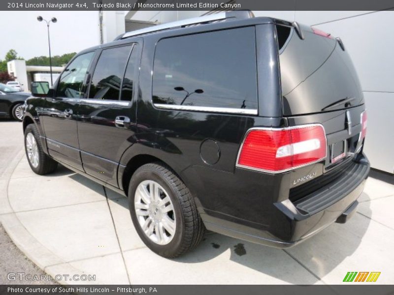 Tuxedo Black / Monochrome Limited Edition Canyon 2014 Lincoln Navigator 4x4