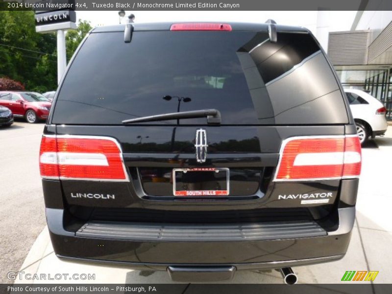 Tuxedo Black / Monochrome Limited Edition Canyon 2014 Lincoln Navigator 4x4