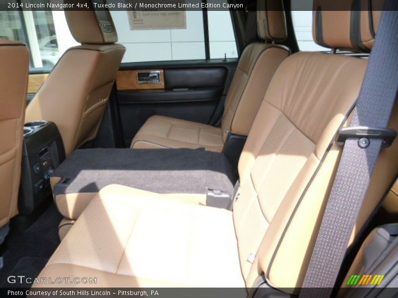 Tuxedo Black / Monochrome Limited Edition Canyon 2014 Lincoln Navigator 4x4