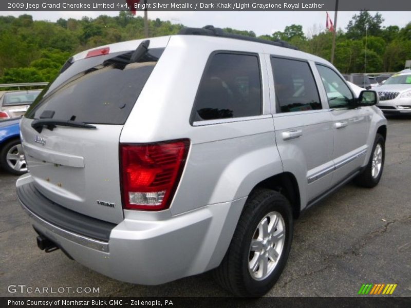 Bright Silver Metallic / Dark Khaki/Light Graystone Royal Leather 2009 Jeep Grand Cherokee Limited 4x4