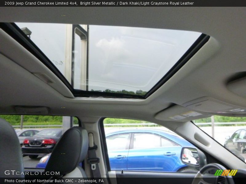 Bright Silver Metallic / Dark Khaki/Light Graystone Royal Leather 2009 Jeep Grand Cherokee Limited 4x4