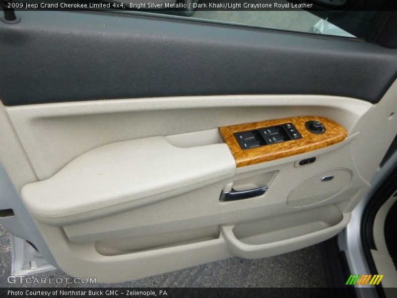 Bright Silver Metallic / Dark Khaki/Light Graystone Royal Leather 2009 Jeep Grand Cherokee Limited 4x4
