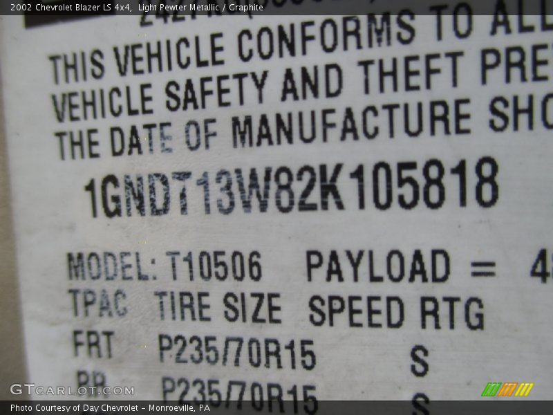 Light Pewter Metallic / Graphite 2002 Chevrolet Blazer LS 4x4