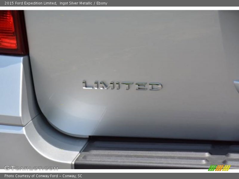 Ingot Silver Metallic / Ebony 2015 Ford Expedition Limited