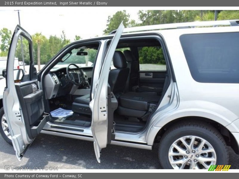 Ingot Silver Metallic / Ebony 2015 Ford Expedition Limited