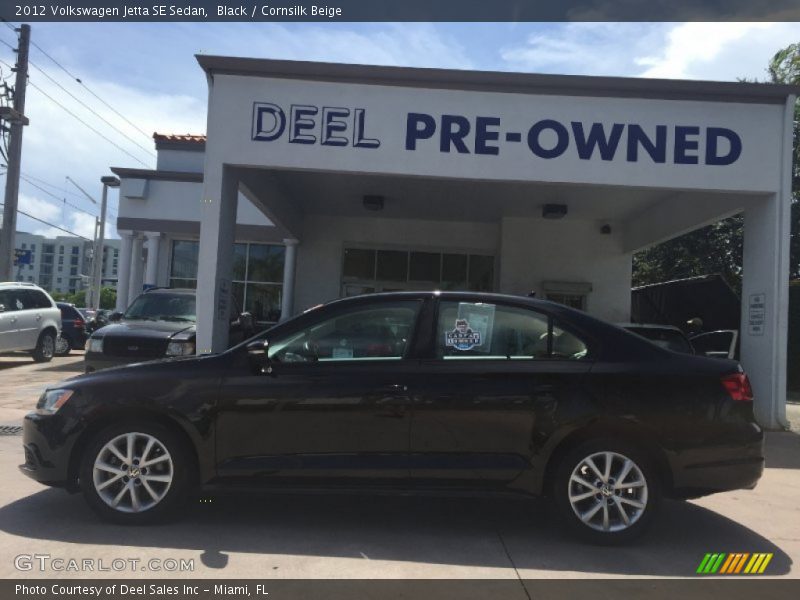 Black / Cornsilk Beige 2012 Volkswagen Jetta SE Sedan
