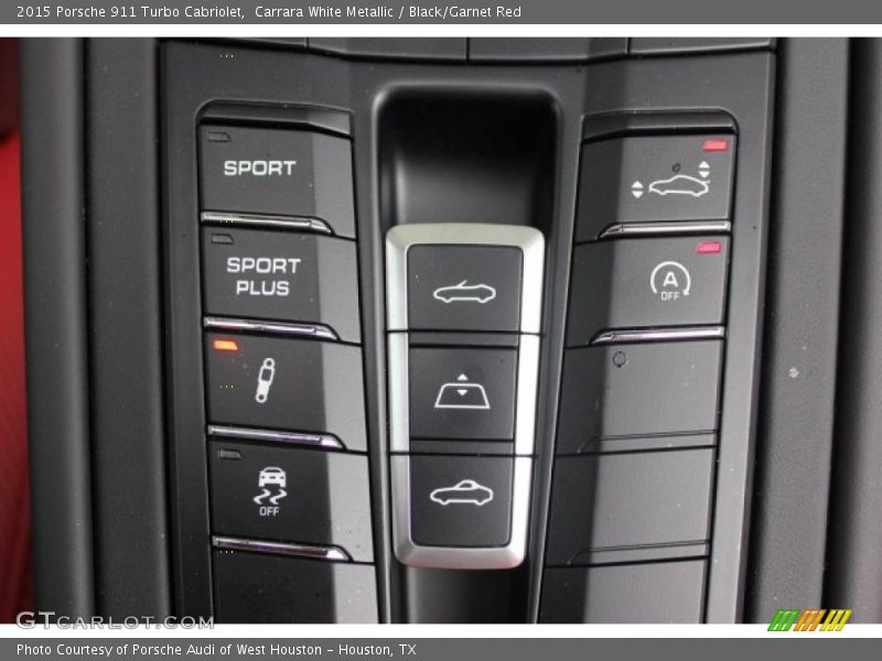 Carrara White Metallic / Black/Garnet Red 2015 Porsche 911 Turbo Cabriolet