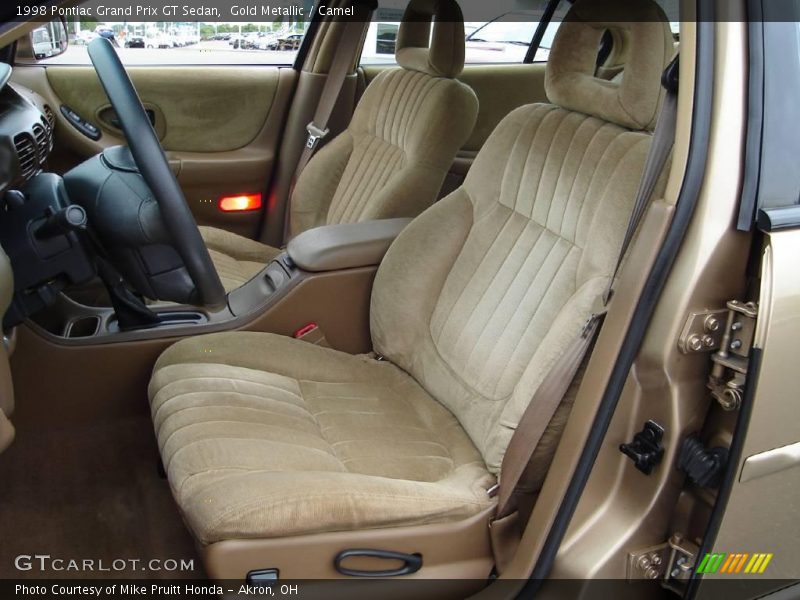 Gold Metallic / Camel 1998 Pontiac Grand Prix GT Sedan