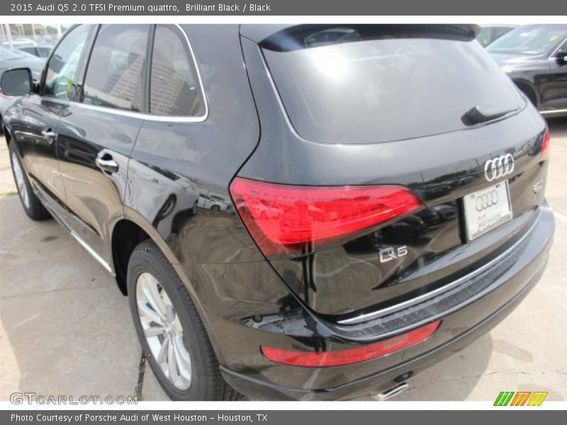 Brilliant Black / Black 2015 Audi Q5 2.0 TFSI Premium quattro