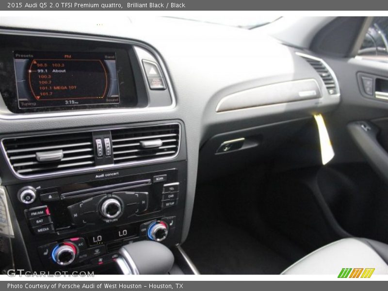 Brilliant Black / Black 2015 Audi Q5 2.0 TFSI Premium quattro