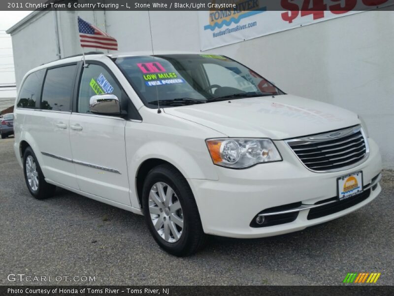 Stone White / Black/Light Graystone 2011 Chrysler Town & Country Touring - L