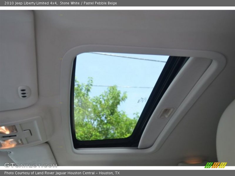 Stone White / Pastel Pebble Beige 2010 Jeep Liberty Limited 4x4