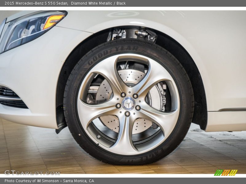 Diamond White Metallic / Black 2015 Mercedes-Benz S 550 Sedan