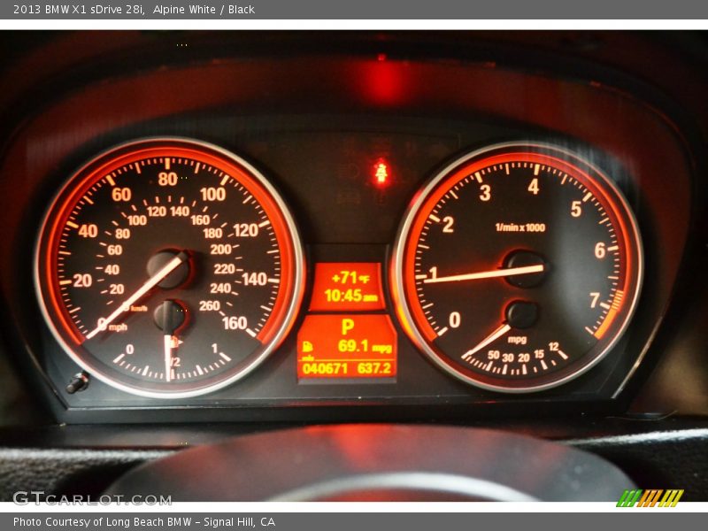 Alpine White / Black 2013 BMW X1 sDrive 28i