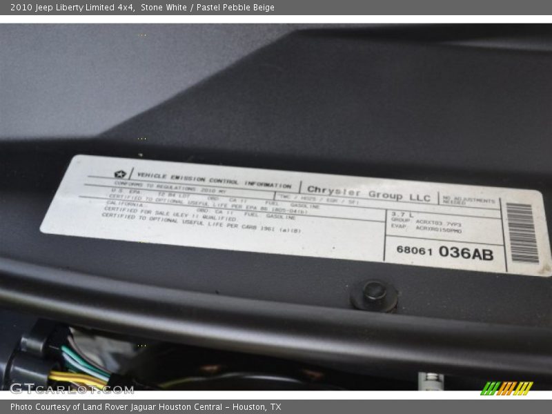 Stone White / Pastel Pebble Beige 2010 Jeep Liberty Limited 4x4