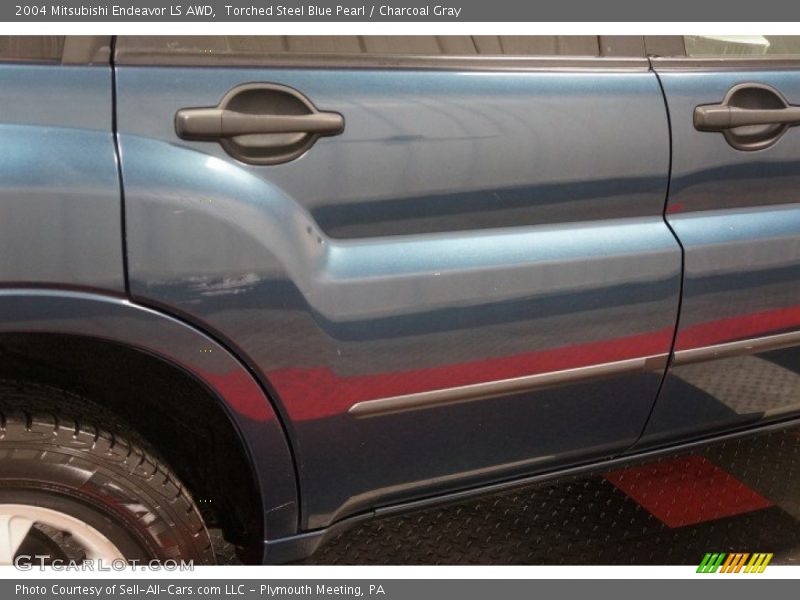 Torched Steel Blue Pearl / Charcoal Gray 2004 Mitsubishi Endeavor LS AWD
