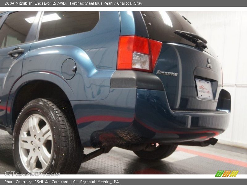 Torched Steel Blue Pearl / Charcoal Gray 2004 Mitsubishi Endeavor LS AWD