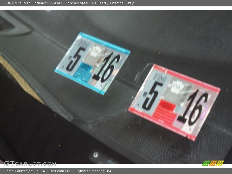 Torched Steel Blue Pearl / Charcoal Gray 2004 Mitsubishi Endeavor LS AWD
