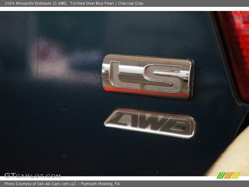 Torched Steel Blue Pearl / Charcoal Gray 2004 Mitsubishi Endeavor LS AWD