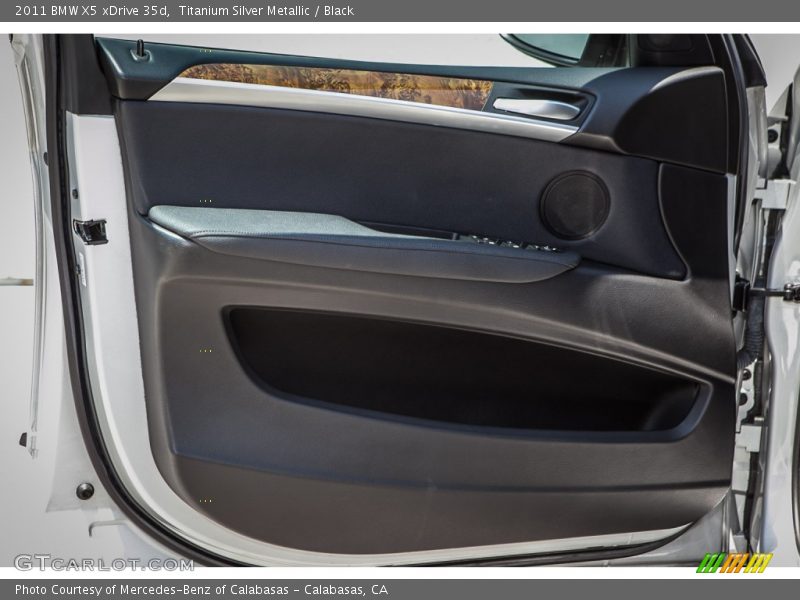 Titanium Silver Metallic / Black 2011 BMW X5 xDrive 35d