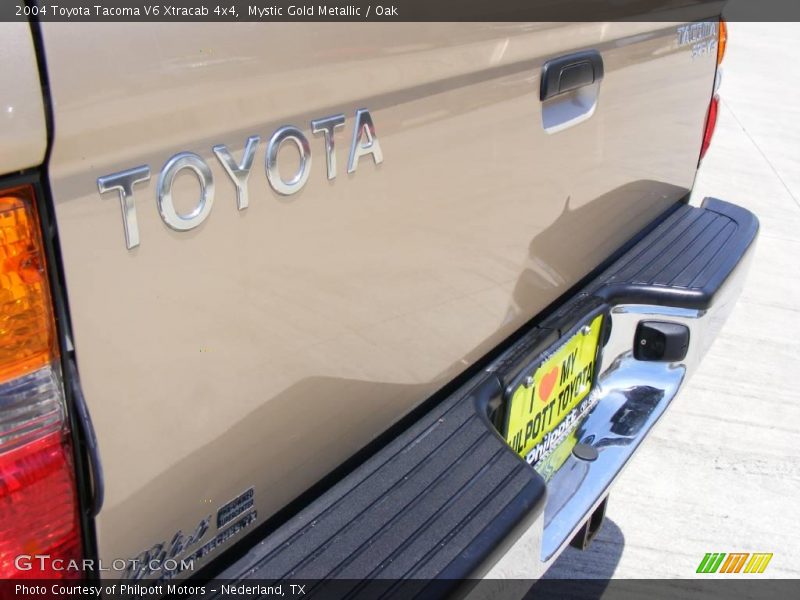 Mystic Gold Metallic / Oak 2004 Toyota Tacoma V6 Xtracab 4x4